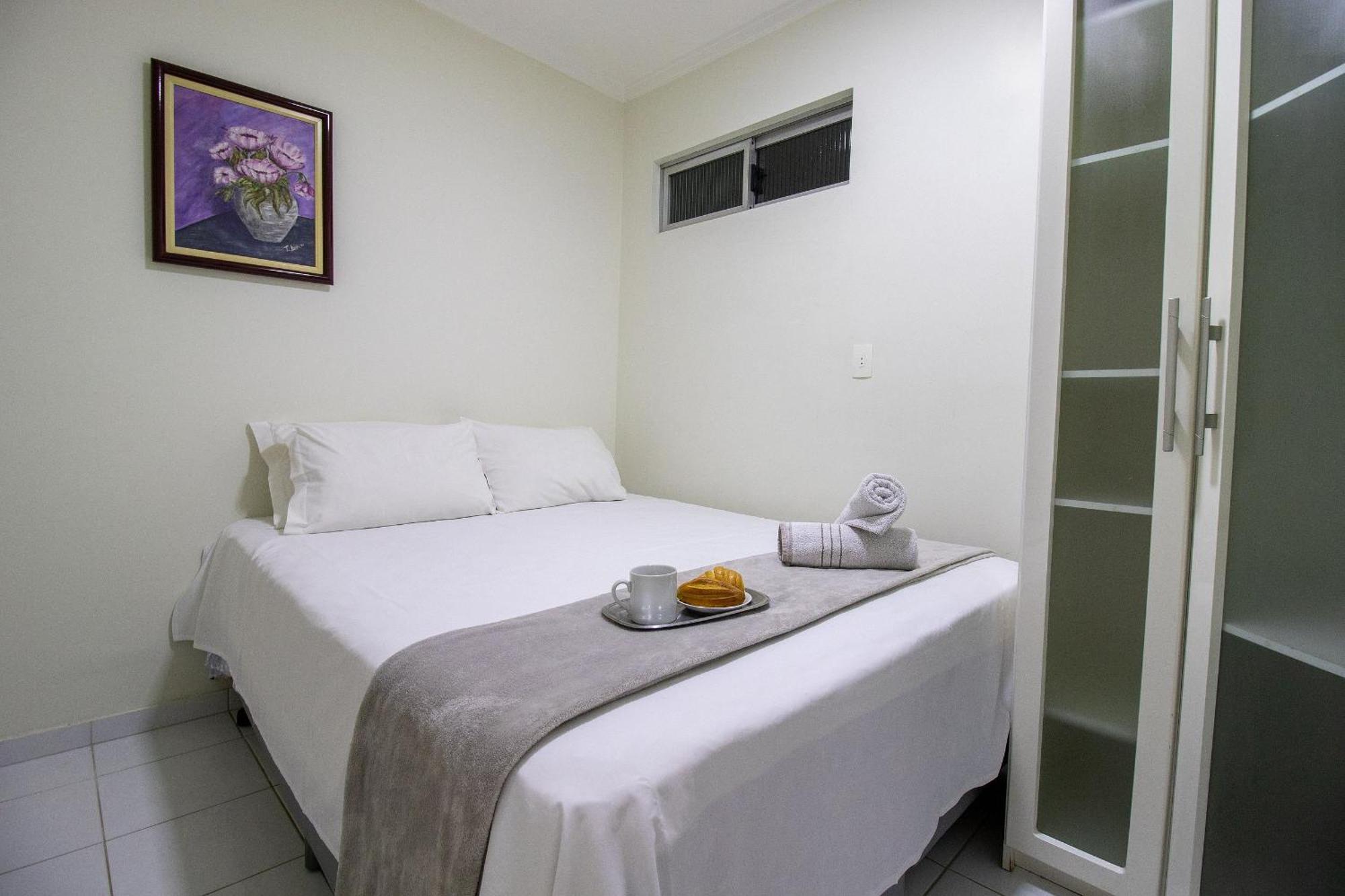 Apu24 - Esq Com Av Atlantica, 4 Dorm, Climatizado * Balneário Camboriú