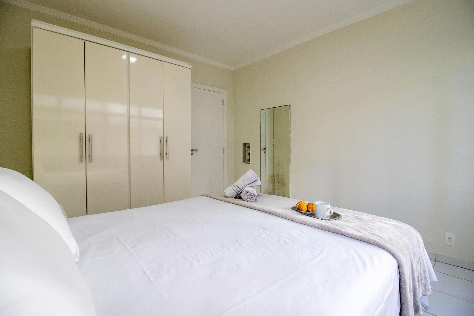 Apu24 - Esq Com Av Atlantica, 4 Dorm, Climatizado Apartamento Balneário Camboriú