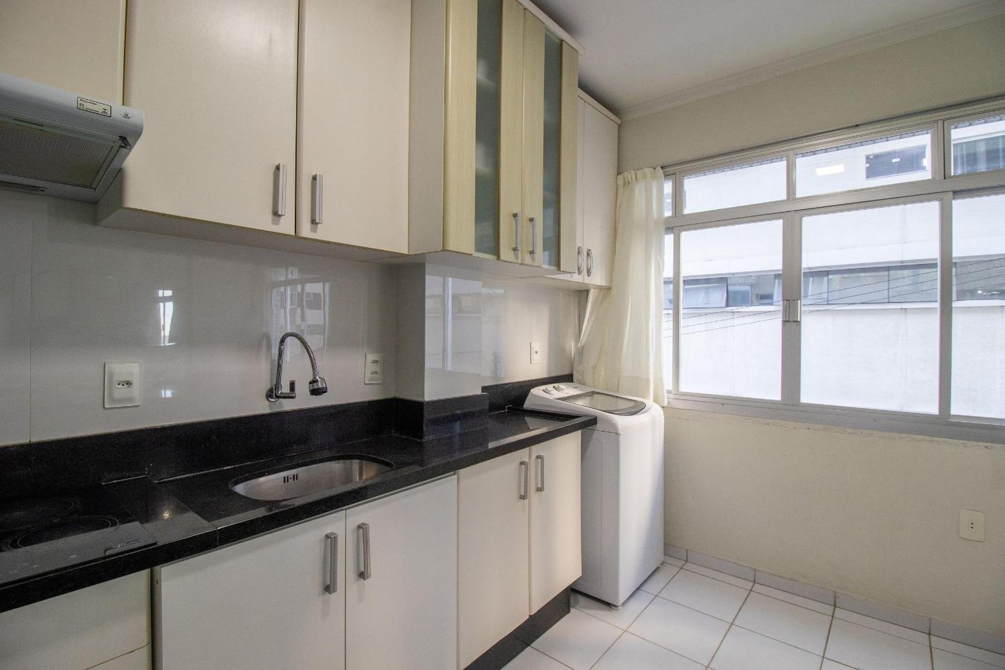 Apartamento Apu24 - Esq Com Av Atlantica, 4 Dorm, Climatizado