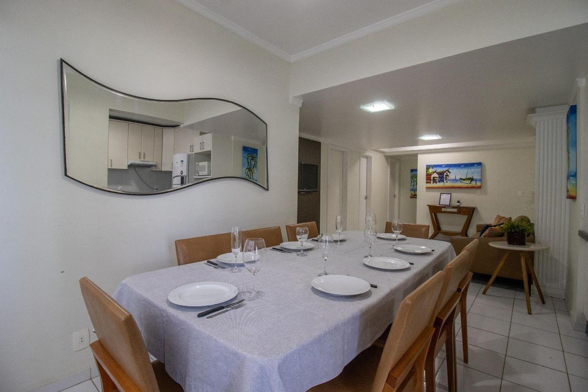 Apu24 - Esq Com Av Atlantica, 4 Dorm, Climatizado Apartamento *