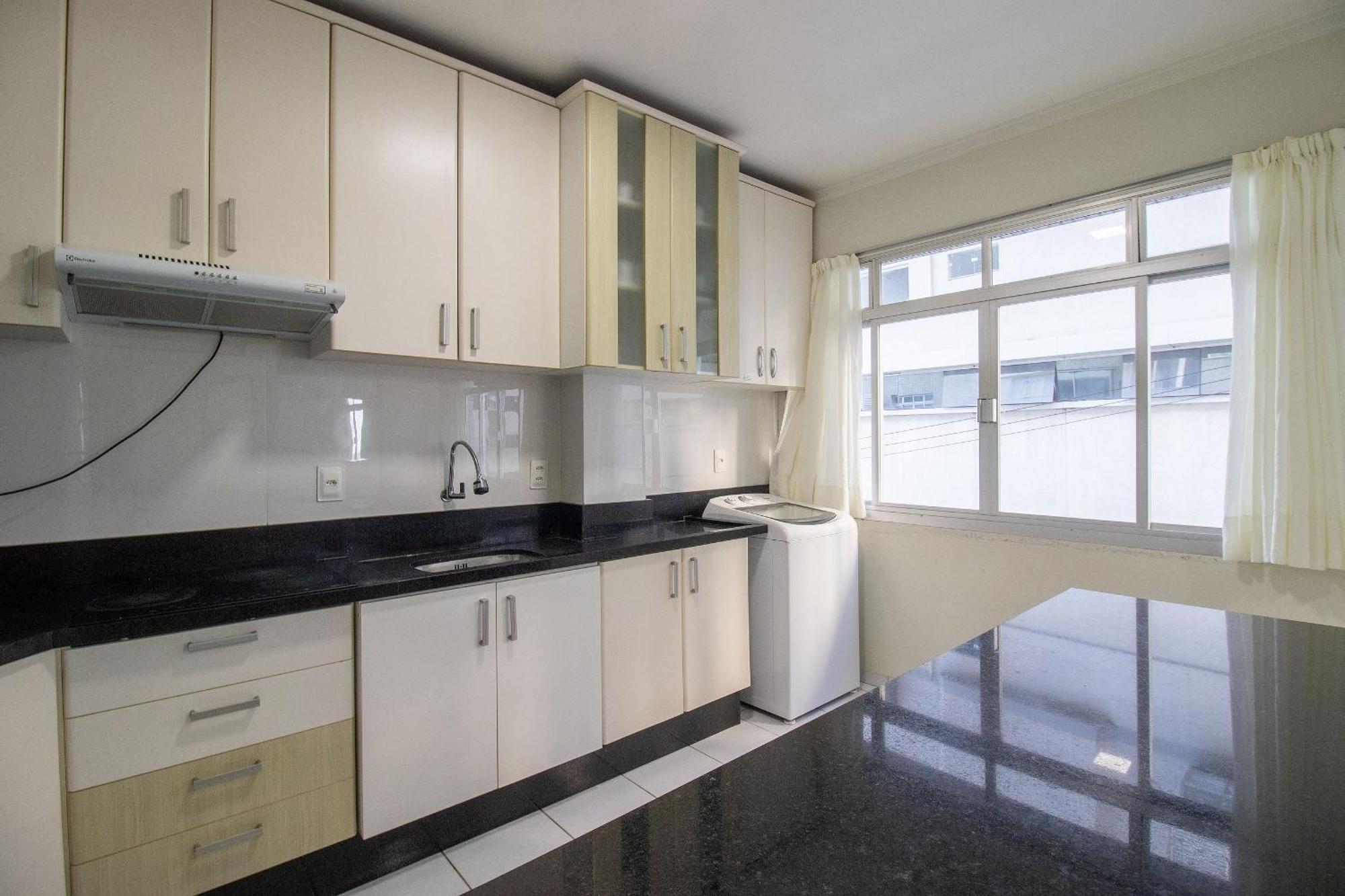 Apartamento Apu24 - Esq Com Av Atlantica, 4 Dorm, Climatizado *